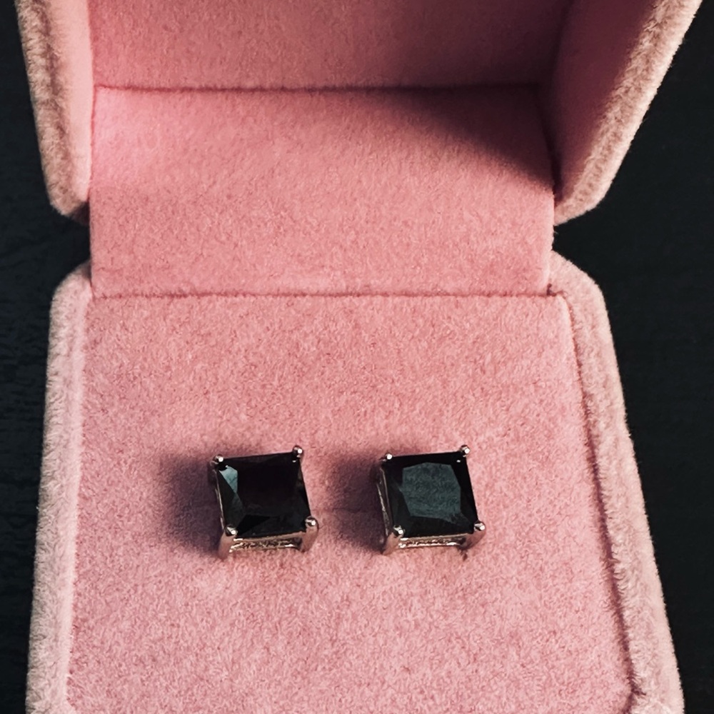 Black Onyx Square Stud Earrings